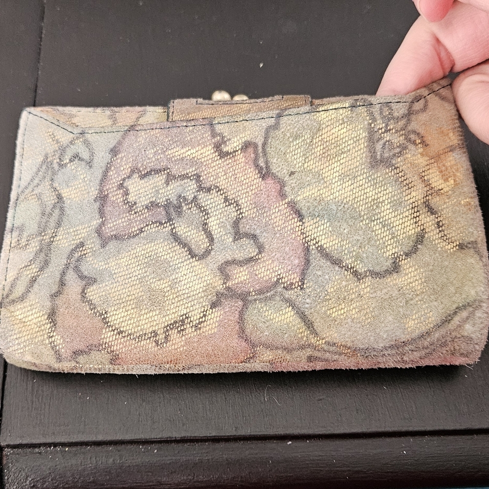 HOBO Floral Patterned Wallet - Multicolor - Picture 11 of 13